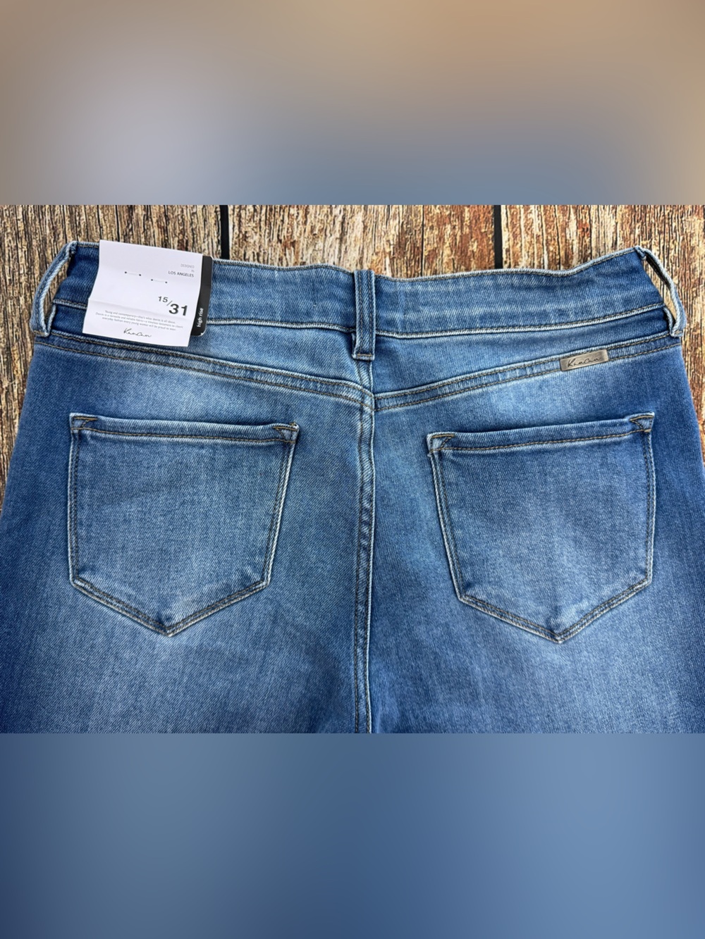 KanCan Women's Flared Leg High-Rise Denim Jeans, Medium Wash, Stretch Size 15/31 - Picture 13 of 16